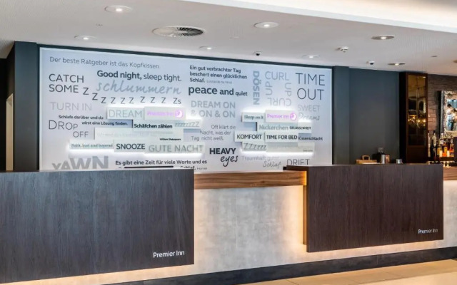 Premier Inn Duesseldorf City Centre Hotel
