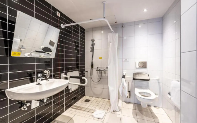 Premier Inn Duesseldorf City Centre Hotel