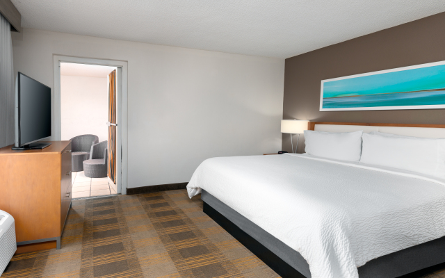 Holiday Inn Miami-Doral Area, an IHG Hotel