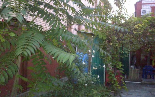 Guesthouse On Kymskaya