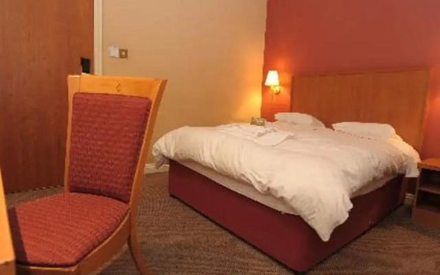 Globe Hotel