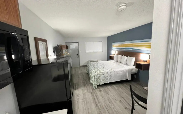 HomeTowne Studios by Red Roof Florence, KY-Cincinnati Airport
