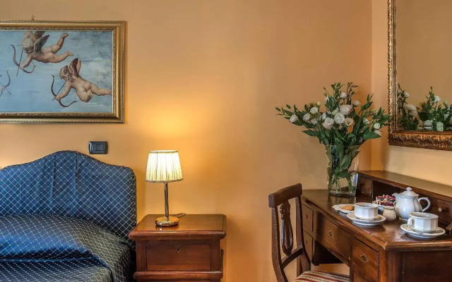 Hotel Caracciolo