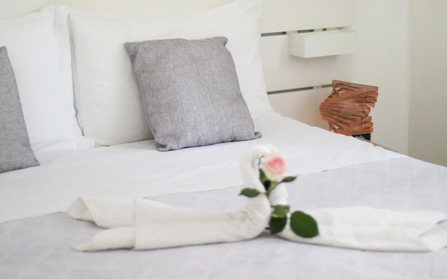 Villa Aurora B&B