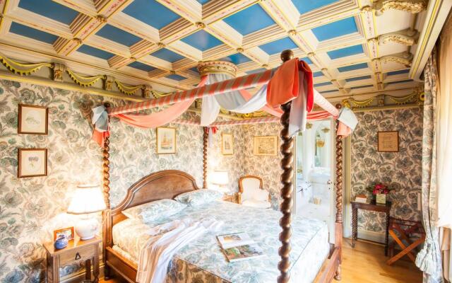 Le Petit Manoir Des Bruyeres