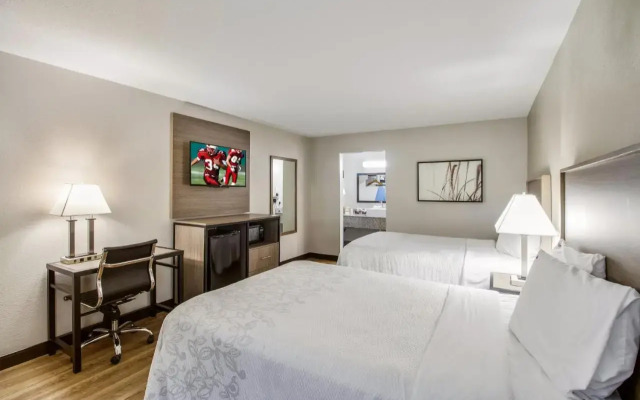 Red Roof Inn PLUS+ Dallas – Addison