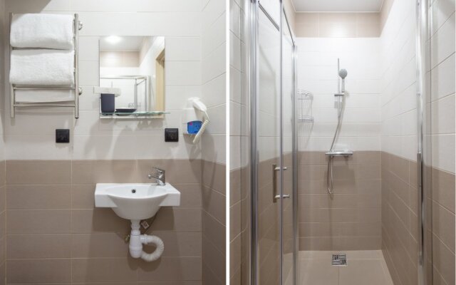 Отель Smart Welcome by Academia