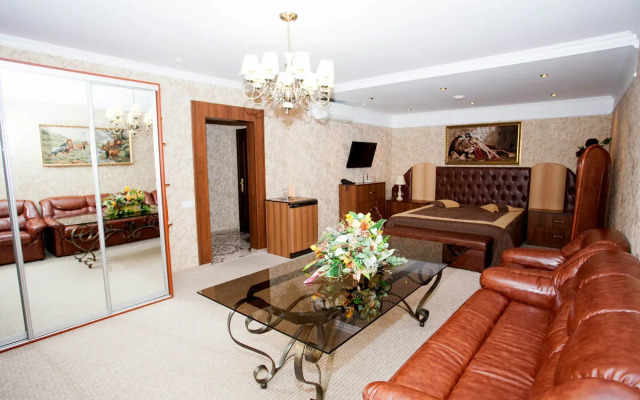 Serebryaniy Taler Hotel