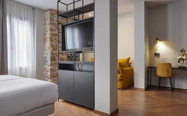Arrizul Catedral Hotel