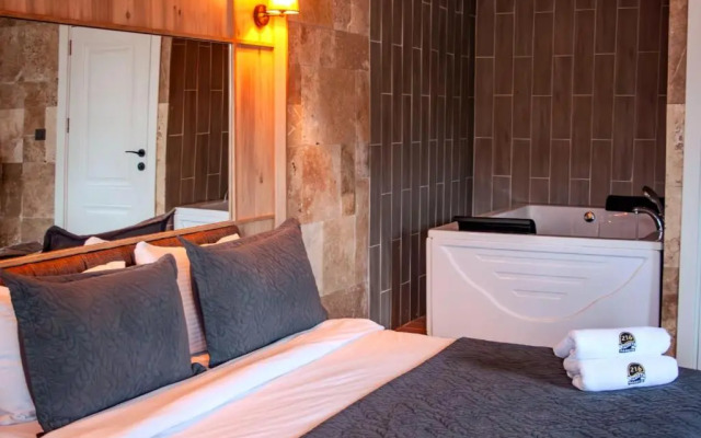 216 North Hotel & Wellness-Spa
