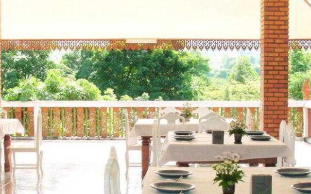 Mohn Mye Horm Resort & Spa