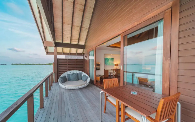 Hideaway Beach Resort & Spa