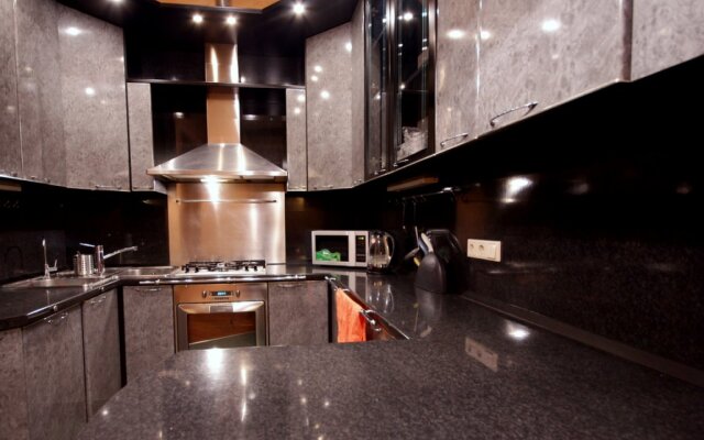 Artist Hostel on Mayakovskaya