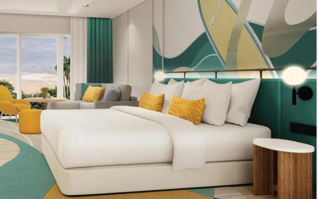 M Social Hotel Phuket