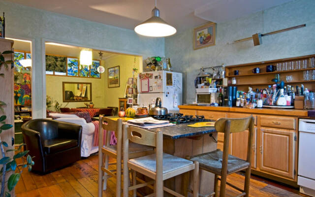 CommunityBeGood GuestHouse Helps Haiti