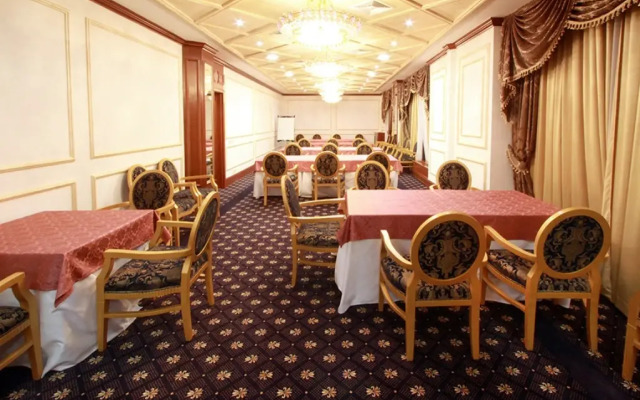 A Hoteli - Hotel Izvor