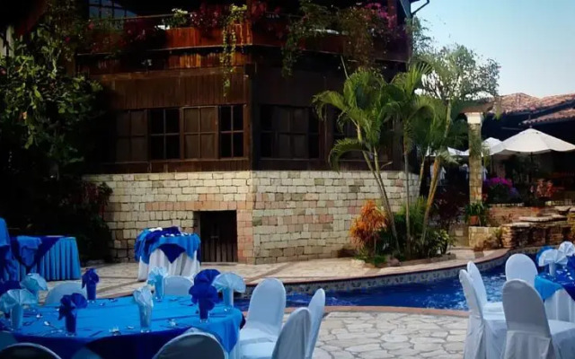 Boatique Hotel and Marina - Hostel