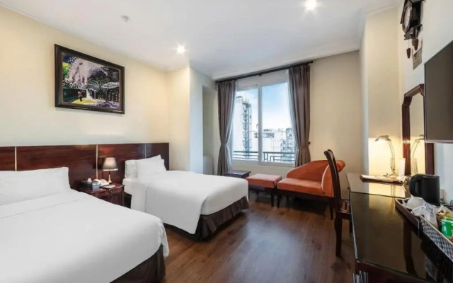 A25 Hotel - 15 Tran Quoc Toan