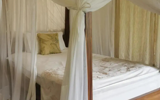 Mount Meru Game Lodge