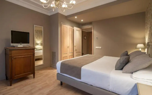 Vincci Lys Hotel