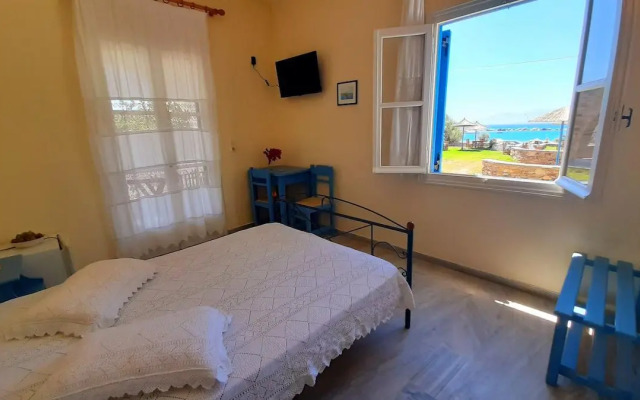 Agia Anna Hotel