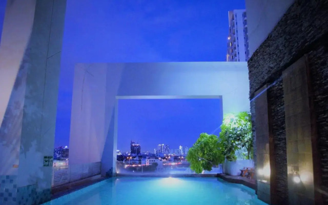Grand Howard Hotel Bangkok