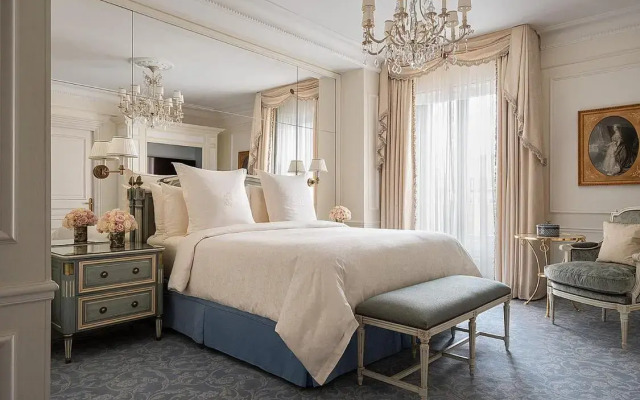 Four Seasons George V Hotel