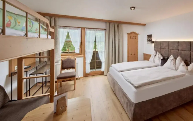 Habachklause Baby- und Kinderhotel | Bauernhof Resort