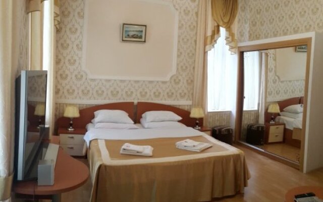 Park Royal Bely Lebed Mini-Hotel