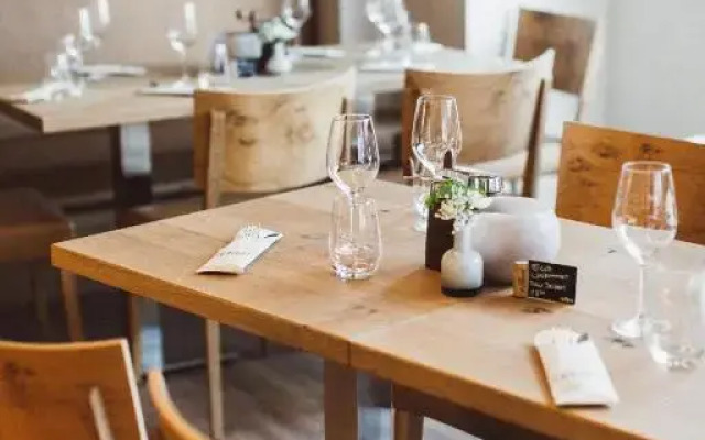 HEIMAT | Hotel & Boarding House