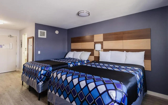 Coratel Inn and Suites By Jasper Saint Paul Minneapolis Inver Grove Heights.