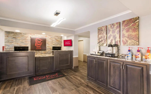 Red Roof Inn & Suites Athens, AL