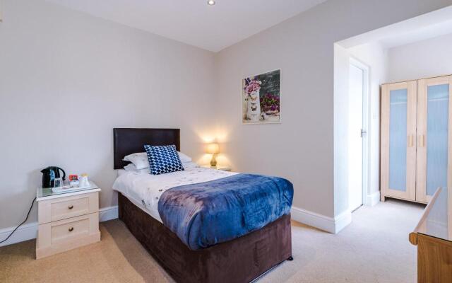 Holcombe Guest House