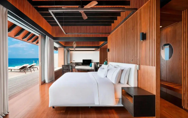 The Westin Maldives Miriandhoo Resort