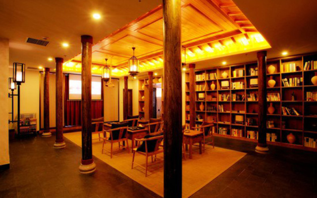 Zhengzhou Qianna Hotel