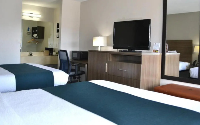 Studio 6 Suites Chattanooga, TN - Lookout Mtn.