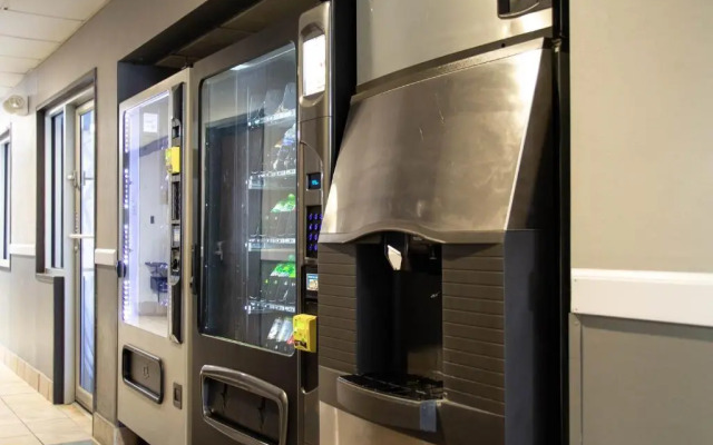 New Victorian Inn & Suites in Sioux City, IA