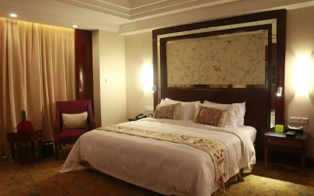 Xiaogan Yuji Grand Hotel