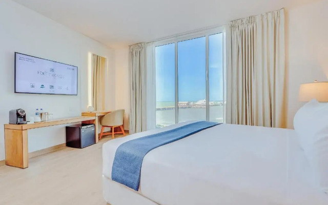 Fort George Hotel and Spa Resort