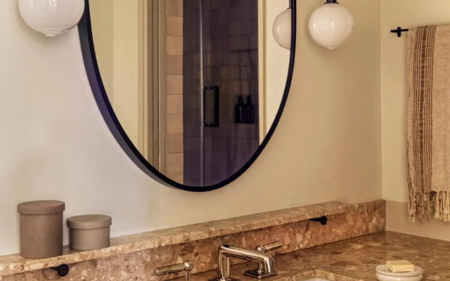 Casa Loma Beach Hotel (formerly The Inn at Laguna Beach)