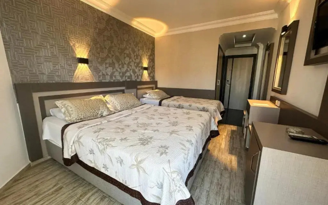 Monte Carlo Hotel - All Inclusive