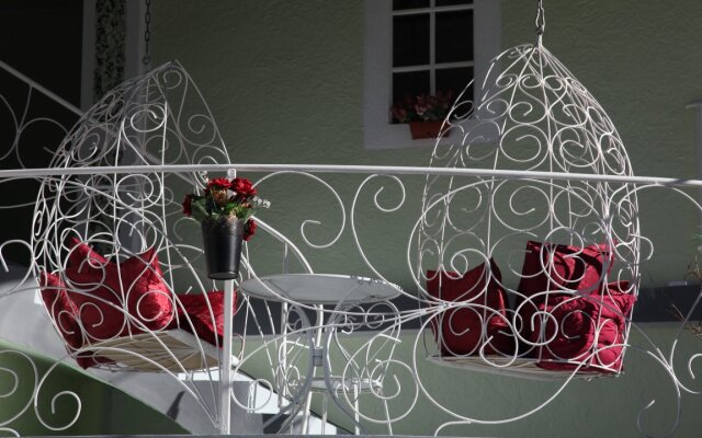 Ekvator Guest House