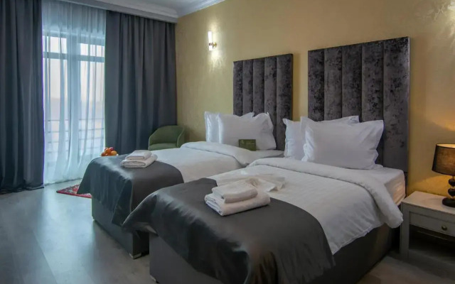 Phoenicia Express Hotel