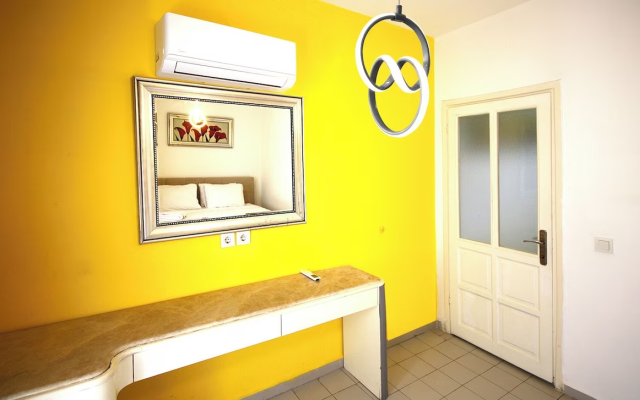 Gold Twins Boutique Hotel