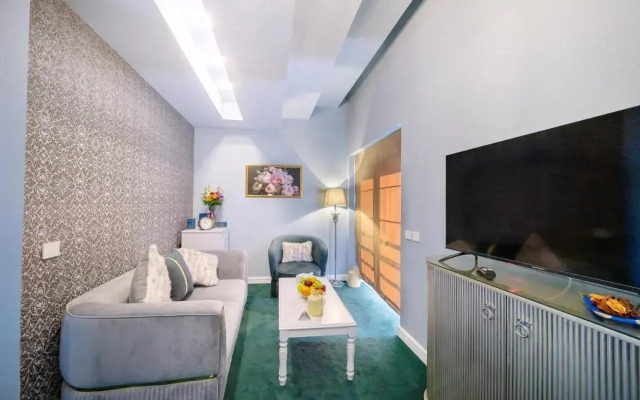 Phoenicia Comfort Hotel