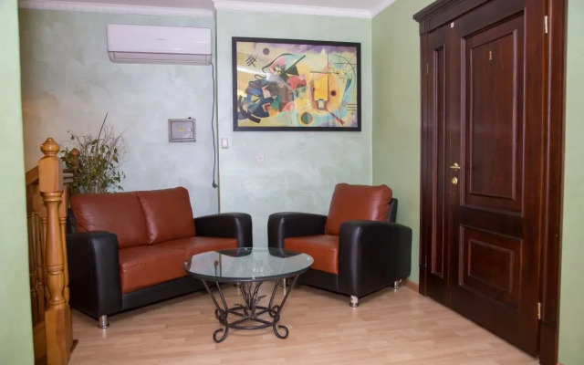 Cd Hostel