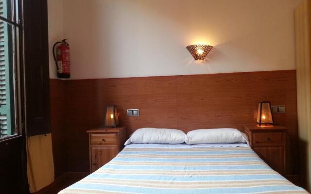Studios Pelayo Guest House
