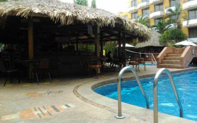 Margarita Dynasty Hotel & Suites