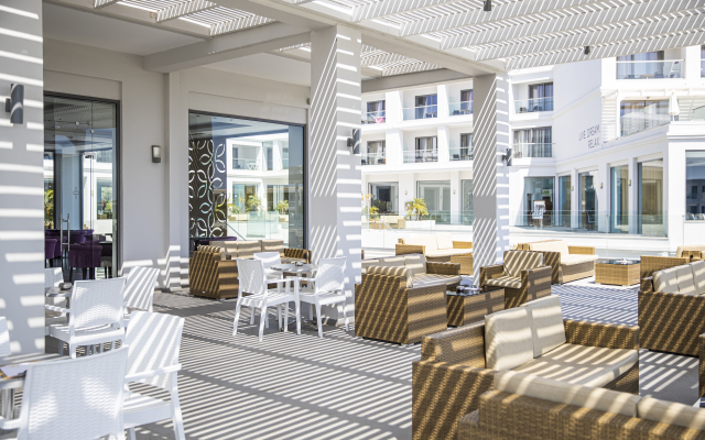 Asterias Beach Resort