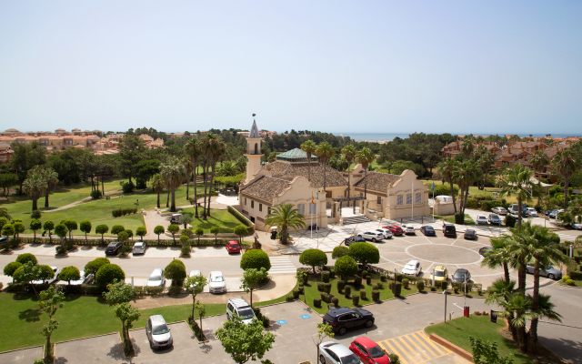 DoubleTree by Hilton Islantilla Beach Golf Resort